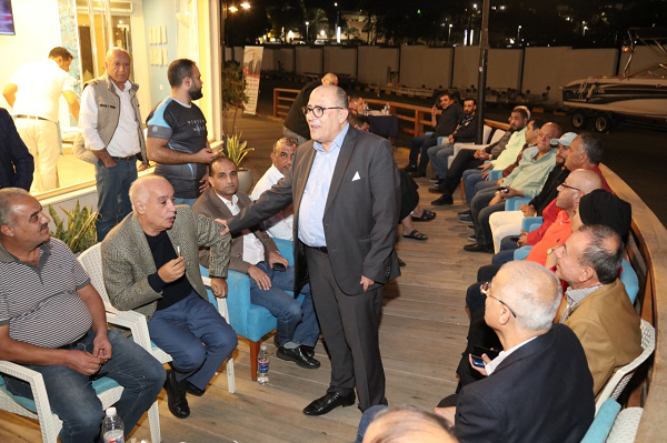 تجار العقبة والكرك يدعمون مرشح غرفة تجارة الاردن شرف الهياجنة لقطاع الأثاث والأدوات المنزلية 