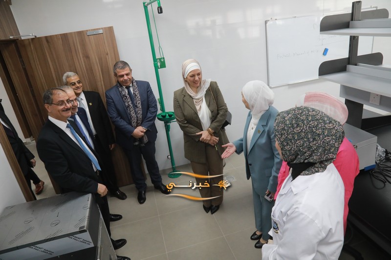  الأميرة بسمة بنت علي تفتتح المبنى الجديد لكلية التكنولوجيا الزراعية في عمان الأهلية - صور