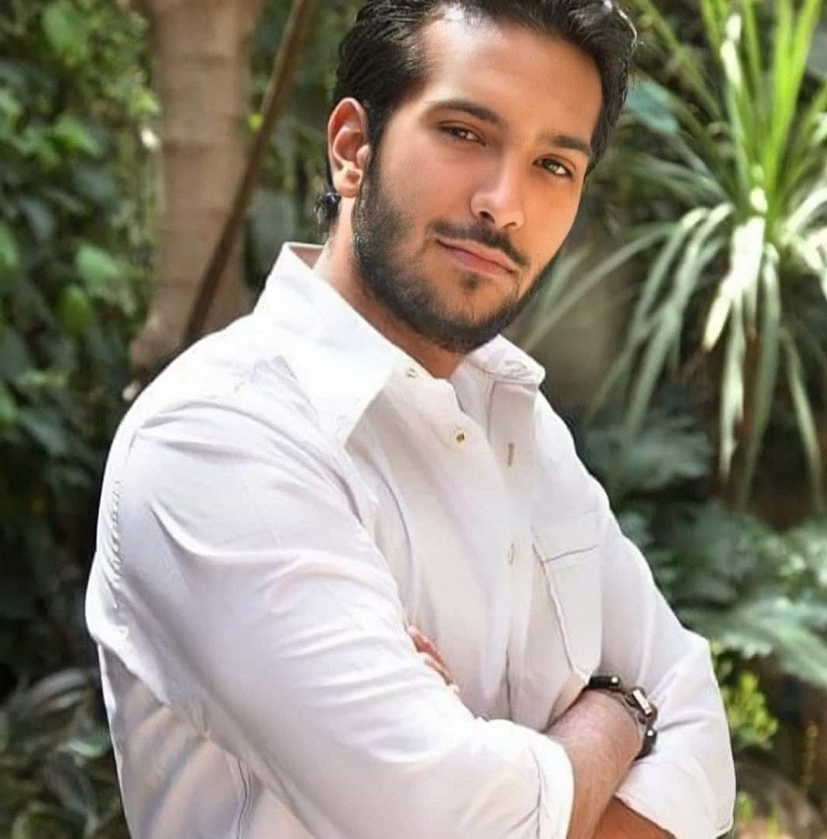 مها المصري تعلن مشاركة ابنها طيف بأول بطولة له 