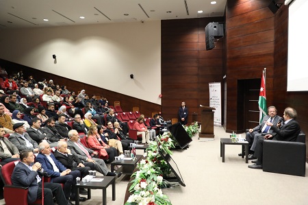 وليد سيف في أولى حوارات الشرق الاوسط: آن الأوان لانتاج سرديتنا 