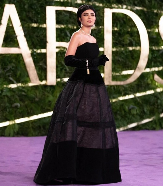 ميلا الزهراني بإطلالة مبهرة في Joy award - صورة 