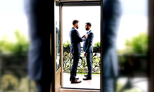 ابن وزير وابن نائب أول زواج مثلي علني في لبنان  فيديو