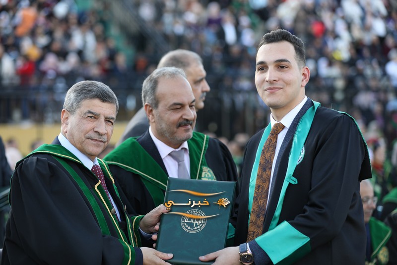 حفل تخريج الفوج السابع والعشرين في جامعة الزيتونة الاردنية - صور 