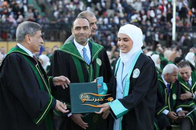 حفل تخريج الفوج السابع والعشرين في جامعة الزيتونة الاردنية - صور 