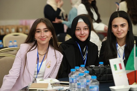 مدارس الكلية العلمية الاسلامية تنظم مؤتمر الأمم المتحدة المصغر - صور 