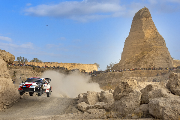 تويوتا جازو للسباقات يحقق فوزًا مذهلًا في رالي المكسيك 