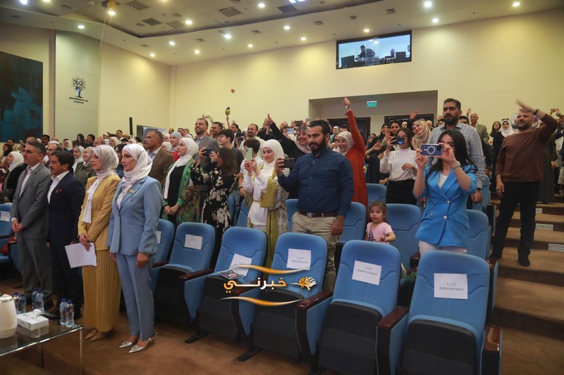 أكاديمية بناة الغد تحتفي بتخرج الفوج الخامس عشر للروضة – صور