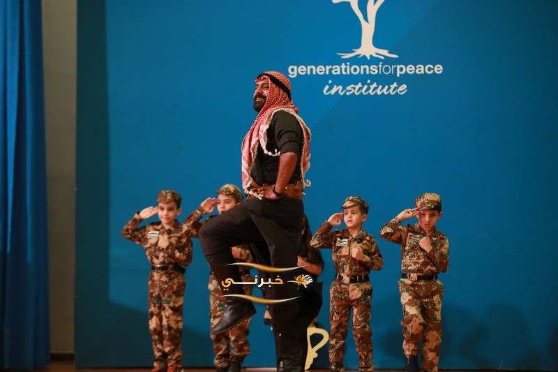 أكاديمية بناة الغد تحتفي بتخرج الفوج الخامس عشر للروضة – صور