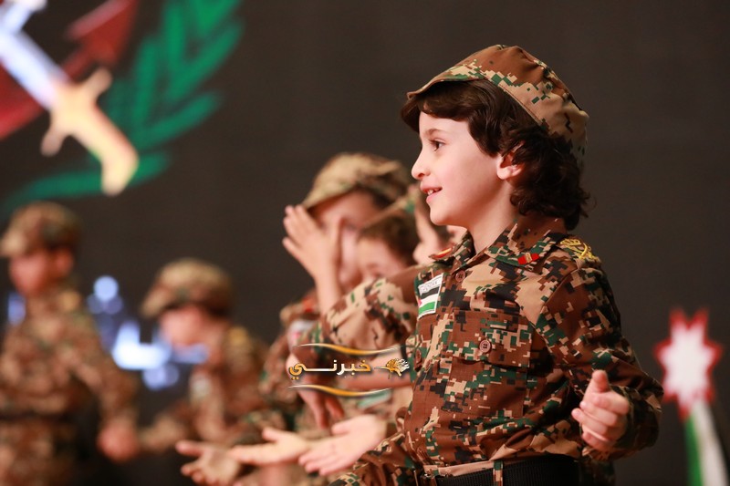 أكاديمية بناة الغد تحتفي بتخرج الفوج الخامس عشر للروضة – صور