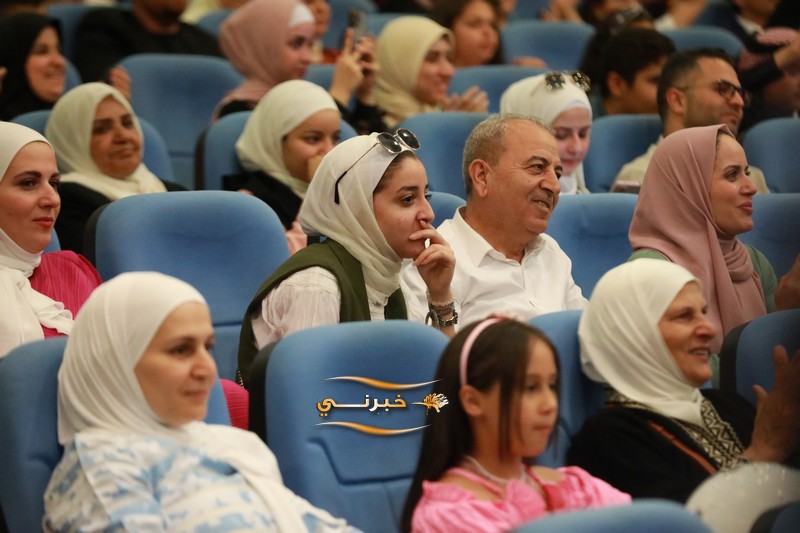 أكاديمية بناة الغد تحتفي بتخرج الفوج الخامس عشر للروضة – صور