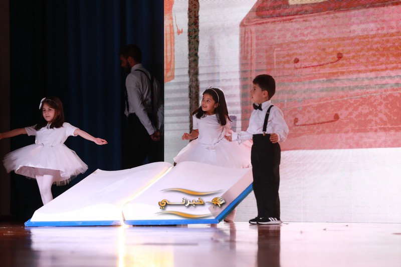 أكاديمية بناة الغد تحتفي بتخرج الفوج الخامس عشر للروضة – صور