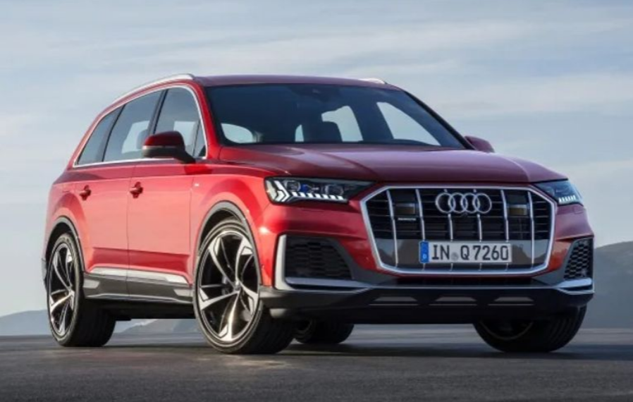 شاهد.. أسطول سيارات محمد صلاح وأسعارها