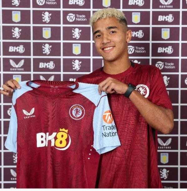 رسميا.. أستون فيلا يبرم صفقة مصرية