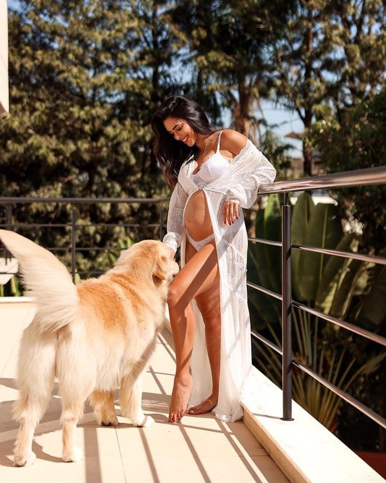 حبيبة نيمار.. برونا بيانكاردي تصل للسعودية