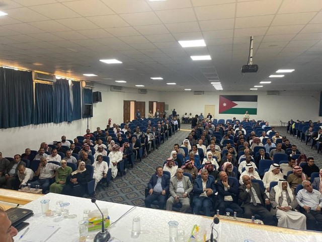 ارادة يواصل نشاطاته عبر افتتاح مقره الرسمي في مادبا وسط حضور كثيف 