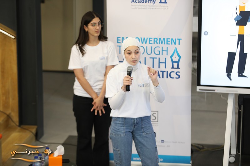 الإعلان عن الفائزين في مسابقة أكاديمية حكيم السنوية الثامنة -  فيديو وصور