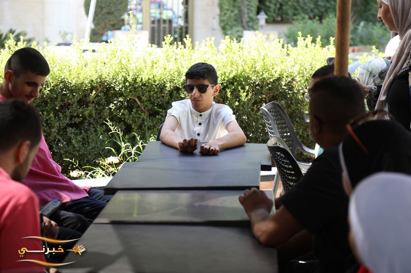 قهوة ديميتريز تضيف البهجة لقلوب أصحاب الهمم  