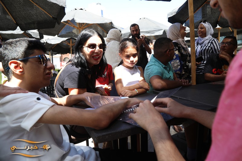 قهوة ديميتريز تضيف البهجة لقلوب أصحاب الهمم  