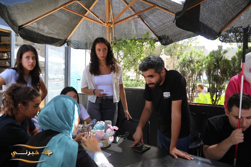 قهوة ديميتريز تضيف البهجة لقلوب أصحاب الهمم  