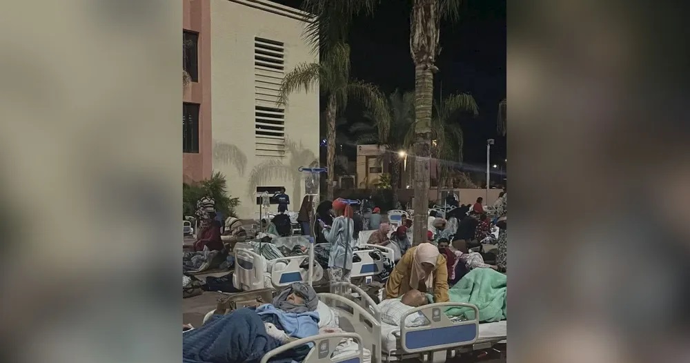 زلزال المغرب.. صورة مؤلمة تفطر القلوب بمراكش