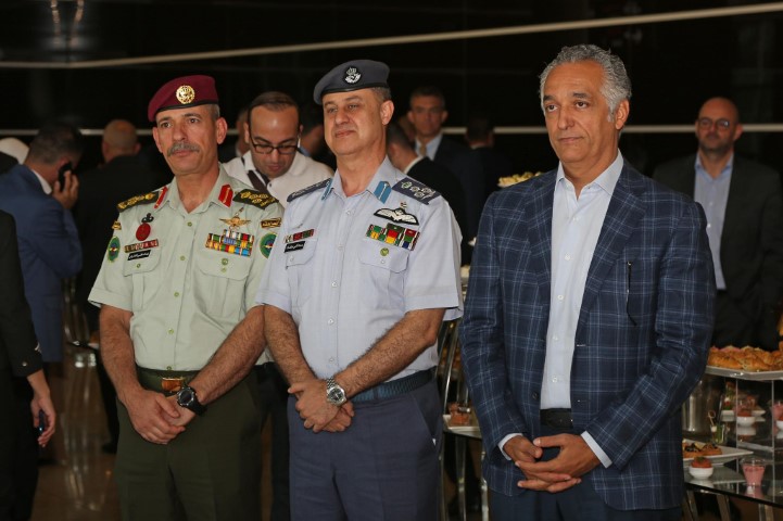 الملكية الأردنية تُتيح تجربة سفر على طائرة امبراير E195-E2 الحديثة