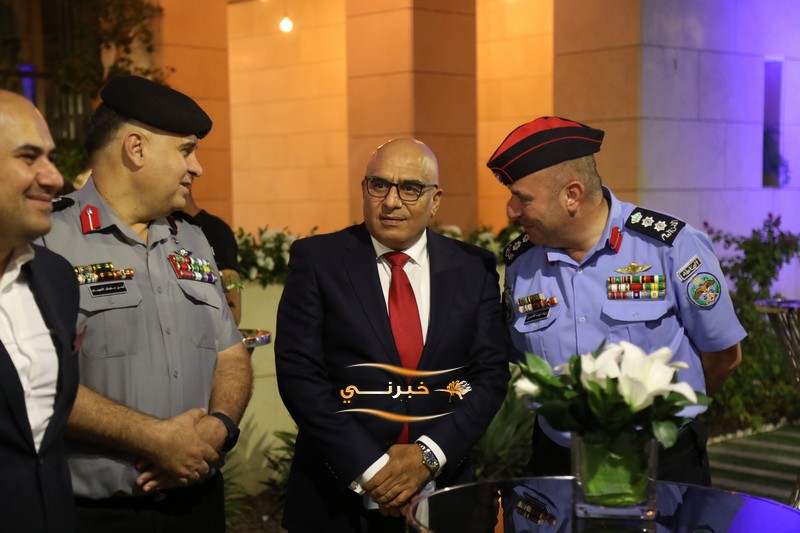 الخصاونة يرعى افتتاح النافورة مول في العقبة