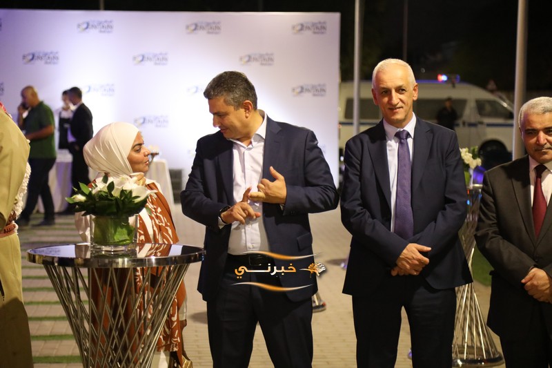 الخصاونة يرعى افتتاح النافورة مول في العقبة