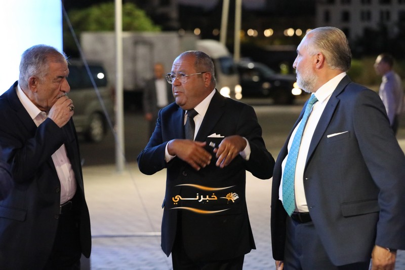 الخصاونة يرعى افتتاح النافورة مول في العقبة