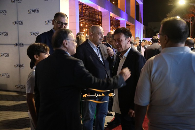 الخصاونة يرعى افتتاح النافورة مول في العقبة