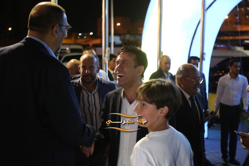 الخصاونة يرعى افتتاح النافورة مول في العقبة