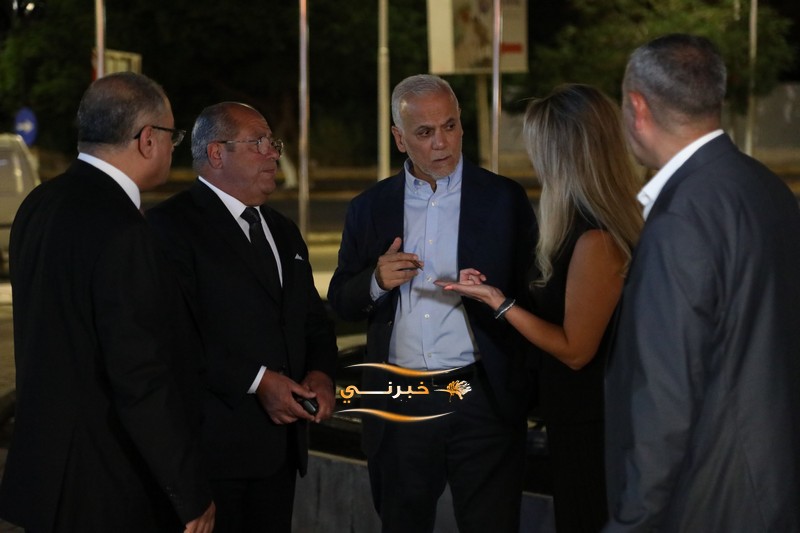 الخصاونة يرعى افتتاح النافورة مول في العقبة