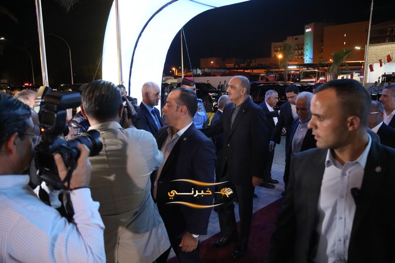 الخصاونة يرعى افتتاح النافورة مول في العقبة