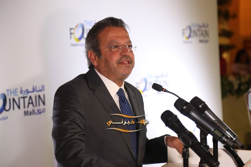 الخصاونة يرعى افتتاح النافورة مول في العقبة