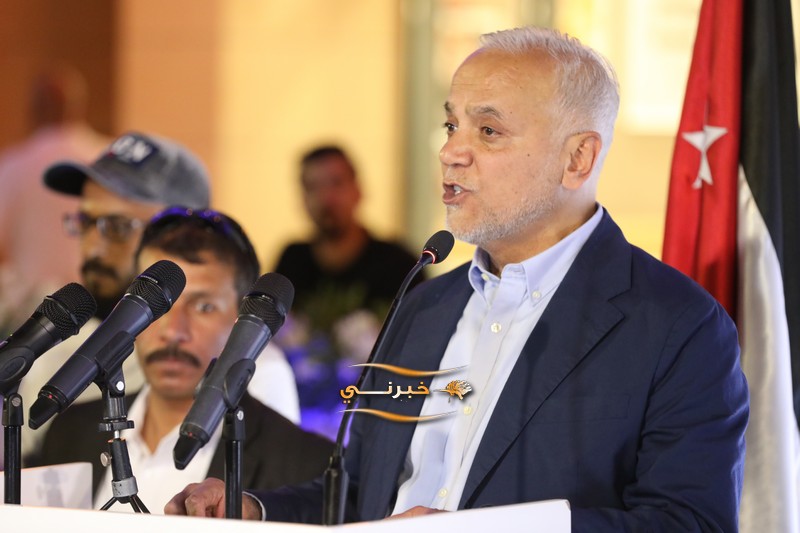 الخصاونة يرعى افتتاح النافورة مول في العقبة