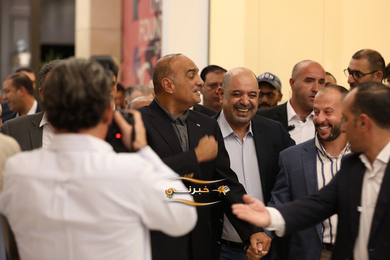 الخصاونة يرعى افتتاح النافورة مول في العقبة