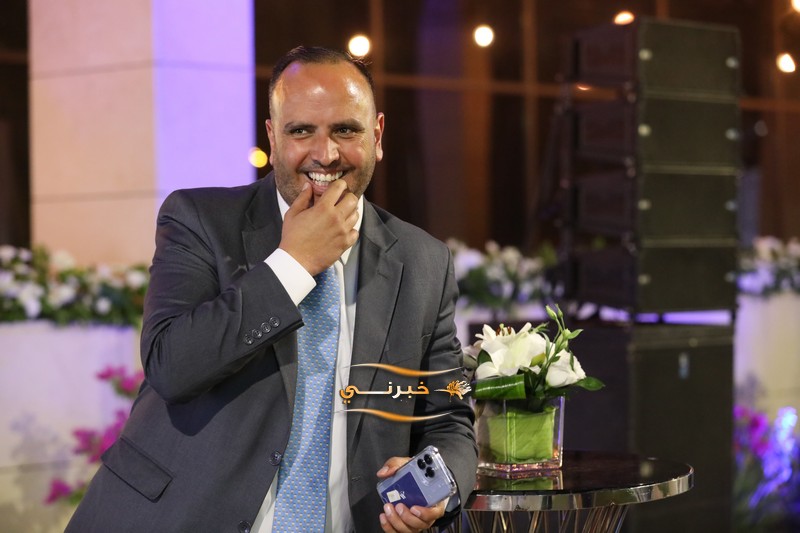 الخصاونة يرعى افتتاح النافورة مول في العقبة