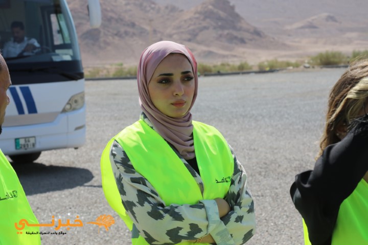 نافذ للخدمات اللوجستية تنظم جولة لصحفيين على مراكز عملها وساحاتها في العقبة