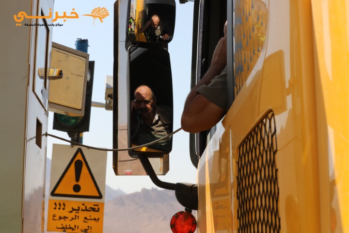 نافذ للخدمات اللوجستية تنظم جولة لصحفيين على مراكز عملها وساحاتها في العقبة