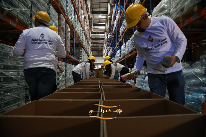 مساعدات من (تكية أم علي) إلى غزة - صور