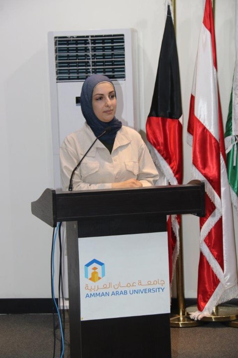 عمان العربية تستقبل وفداً طلابياً من مدرسة أكاديمية جسور المعرفة الدولية