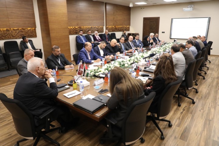 خلوة علمية تتفحص مستقبل تكنولوجيا المعلومات في الشرق الأوسط... وتخرج بتوصيات هامة 