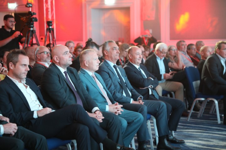 الأردن يستضيف مؤتمر  الشبكة الفرنسية الرائدة لوكالات السفر المستقلة