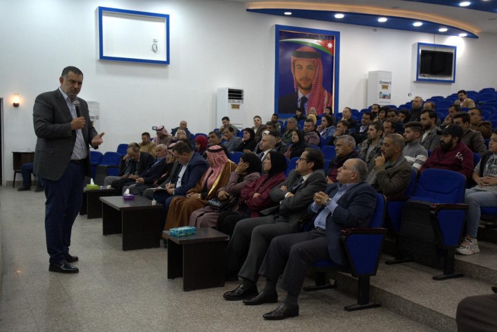 الأمانة العامة لحزب إرادة تلتقي بأعضاء الهيئة العامة في محافظة المفرق…صور  