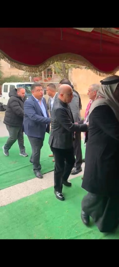 أبو الراغب و الصبيحي نسايب  -  صور