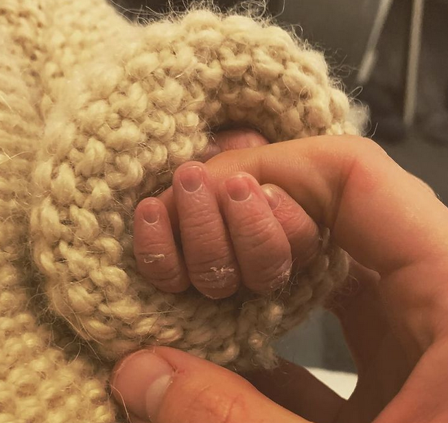  صاحبة (وجه الشمس) في تيلي تابيز تضع مولودها الأول 