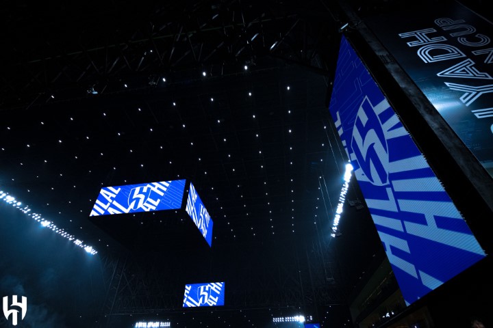 ملعب الهلال الجديد .. افتتاح مبهر لملعب المملكة أرينا - فيديو وصور 