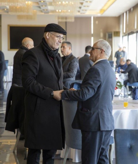 جهاد القديمات يقيم مأدبة غداء بمناسبة حصوله على درجة الدكتوراه