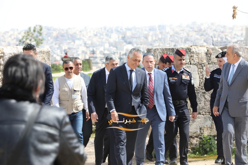 وزير السياحة : الأردن أثبت صموده في مواجهة الأزمات والصدمات - صور