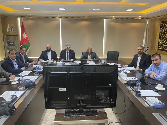 آفاق للطاقة توصي بتوزيع  10 % أرباحاً على المساهمين و تعرض الخطط المستقبلية لها