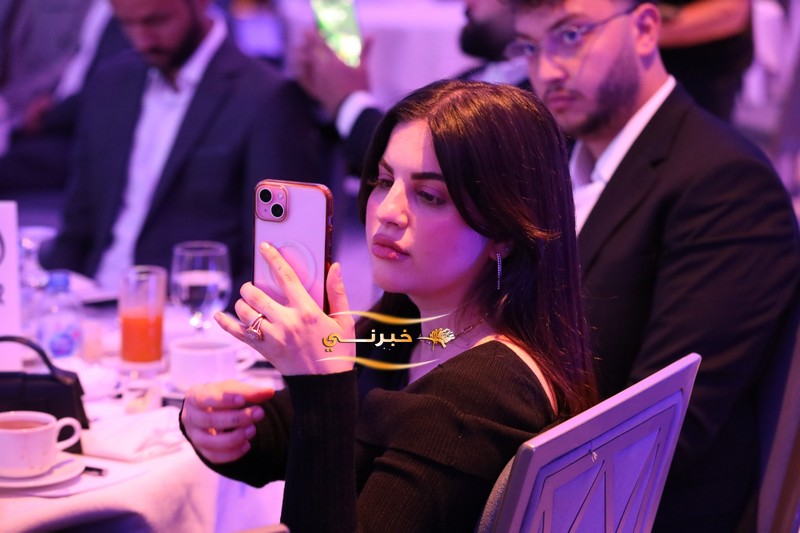 اطلاق هاتف HONOR الجديد 